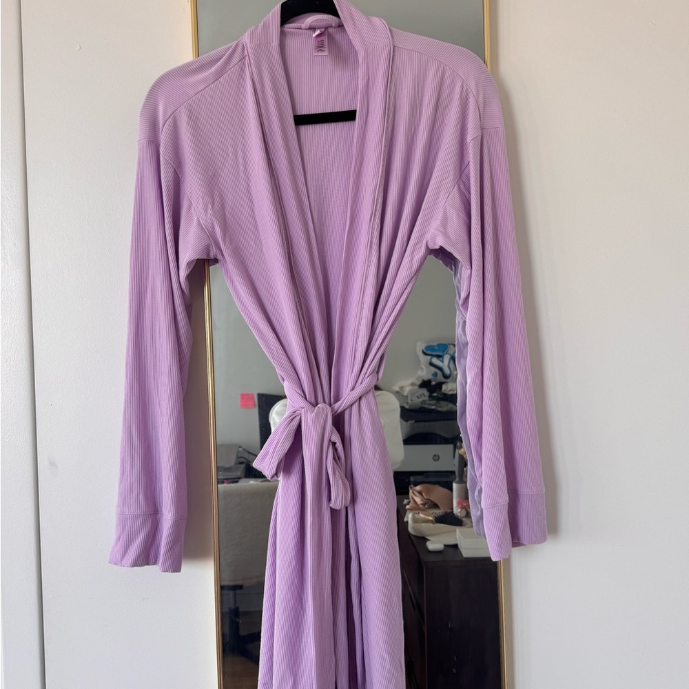SKIMS Lavender / Pink Robe - Picture 3 of 5